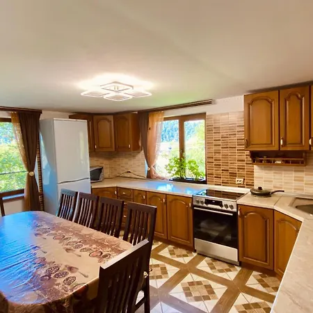 Goryanka Family Holiday home